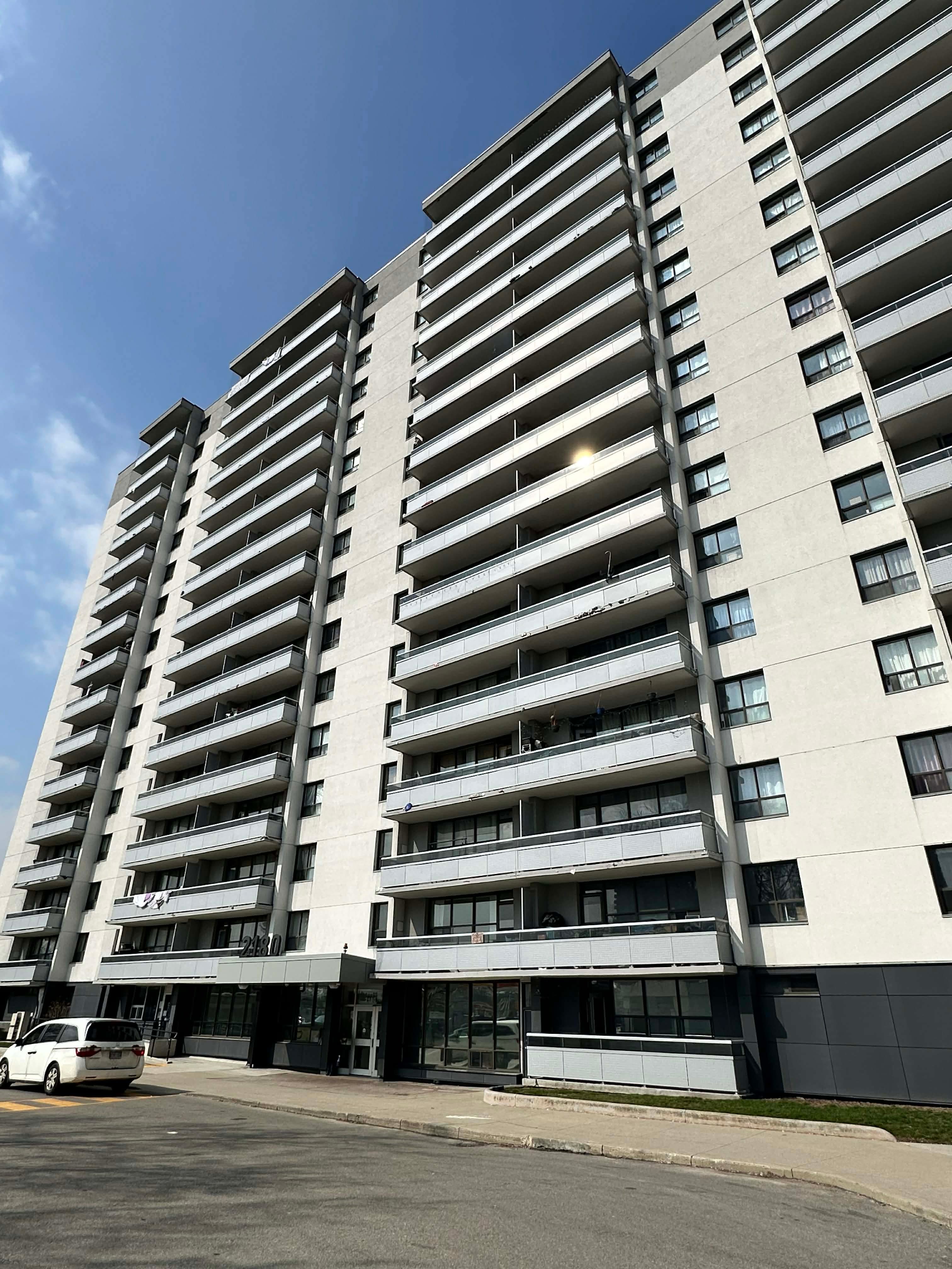 2180 Ellesmere Rd – Building Exterior